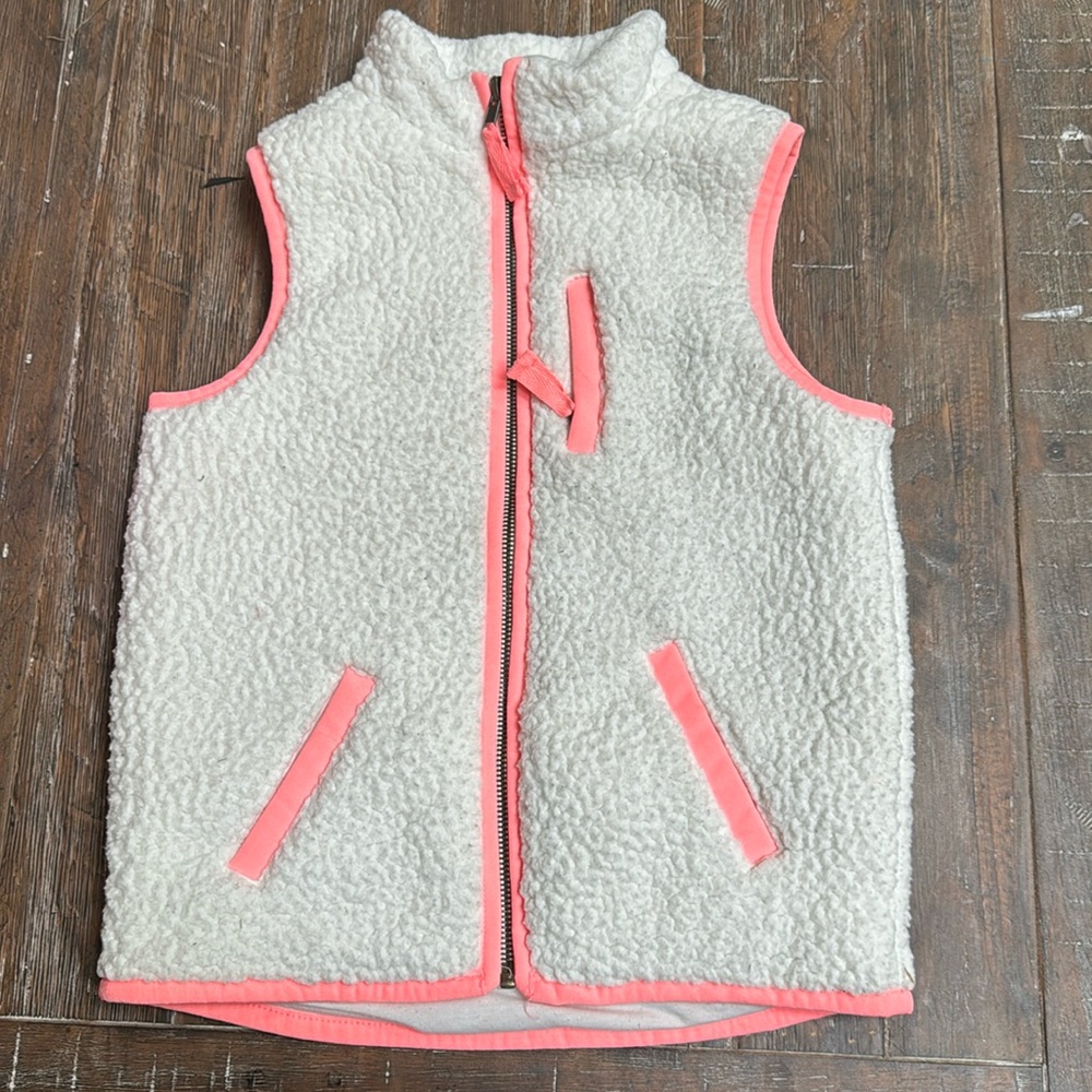 Sweater vest